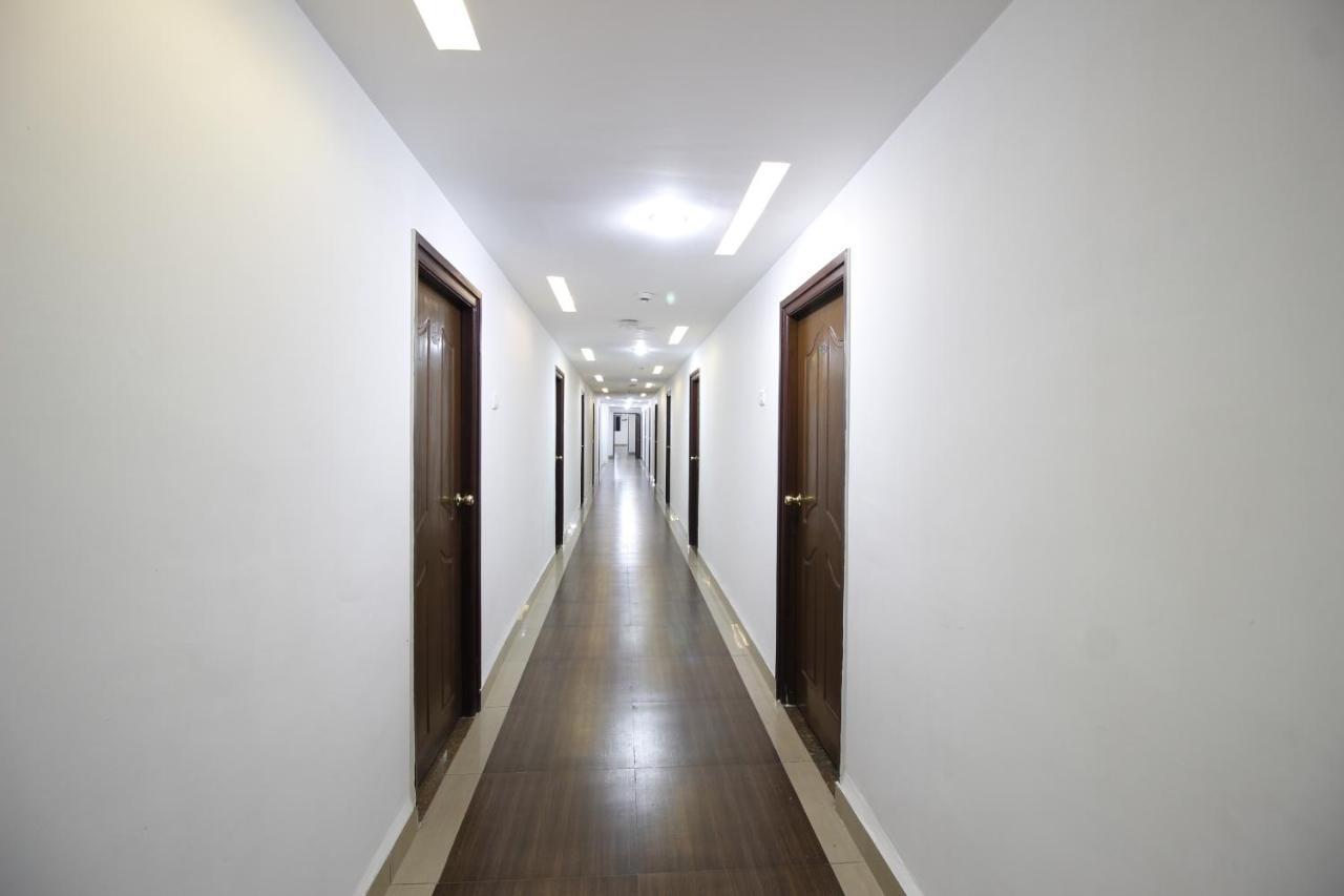 Hotel Mango Leaves Hyderabad Bagian luar foto
